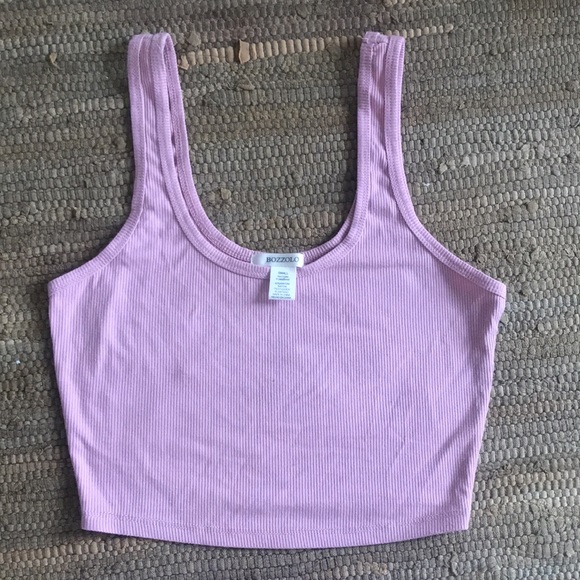 Crop top and biker shorts set - Picture 3 of 5